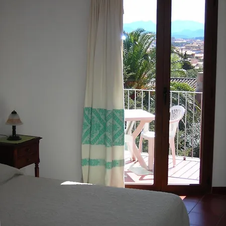 Bed and Breakfast Dessole 3*