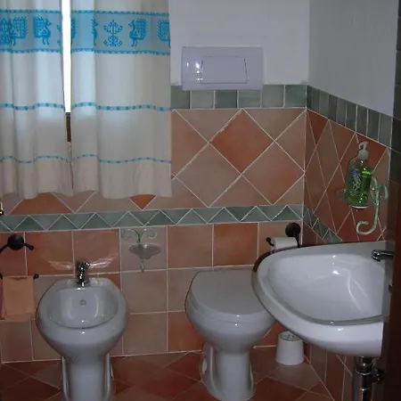 Bed and Breakfast Dessole Όλμπια