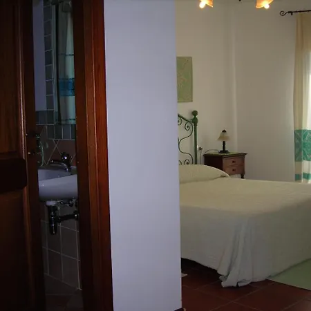 Bed and Breakfast Dessole 3*
